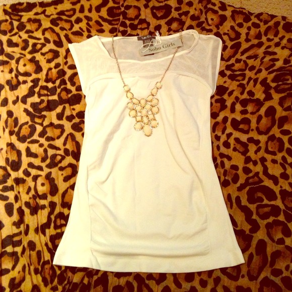 🚨SOLD🚨 White light top