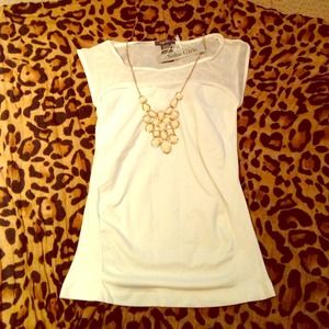 🚨SOLD🚨 White light top