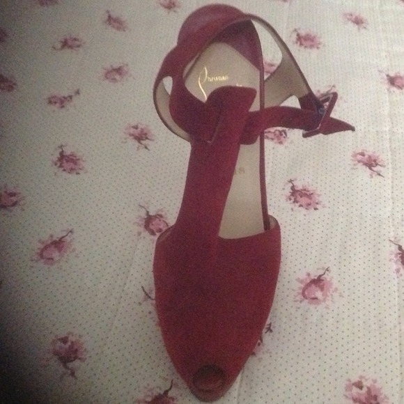 Authentic Christian Louboutins,  only worn twice! - Picture 2 of 4