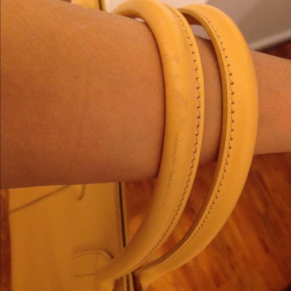 🚫HOLD🚫🎉2x HP!🎉New Italian leather bag 12x16x5 - Picture 4 of 4