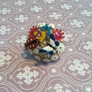 Butterfly garden ring