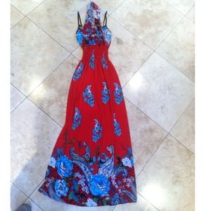 Gorgeous red paisley floral maxidress