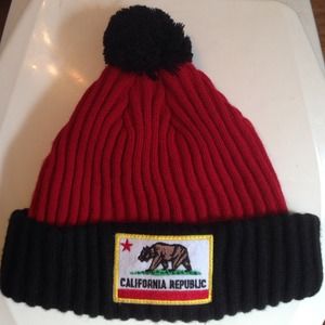 ⛔️ SOLD ⛔️ California republic beanie