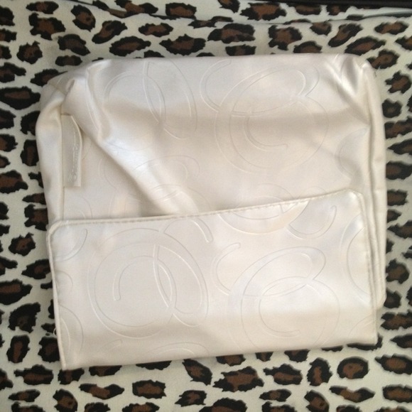 Travel or keep home beauty bag💄🛀