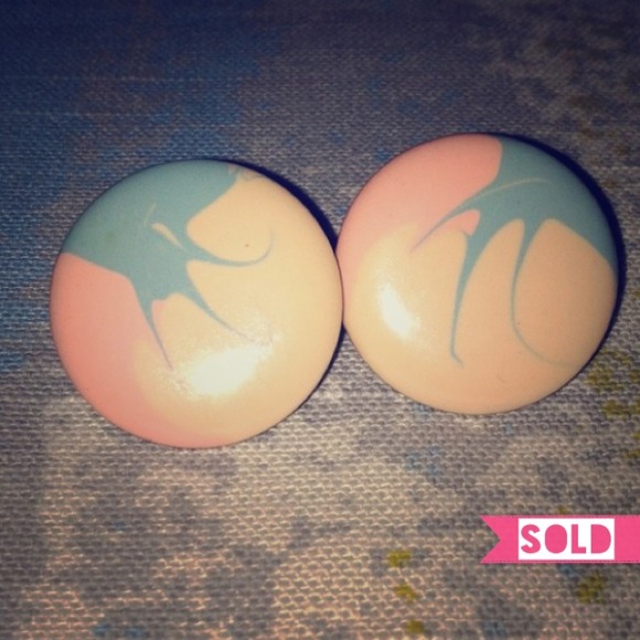 Vintage Splash Post Back Earrings