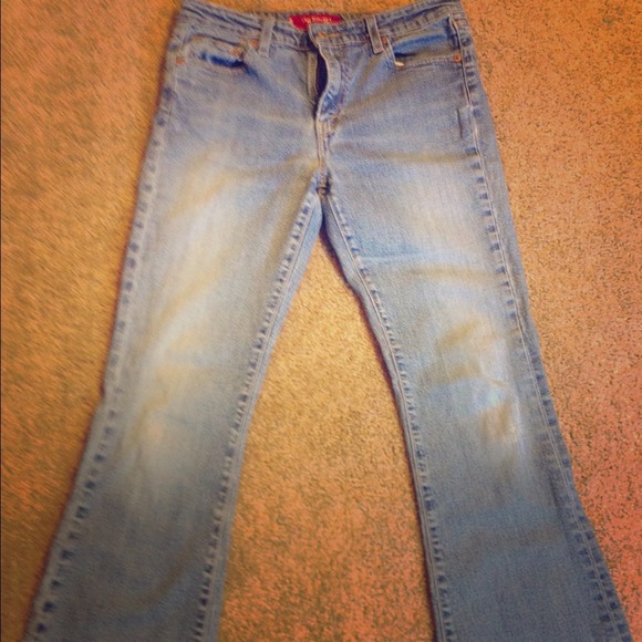 ❌BUNDLED❌Levi's 519 light wash jeans