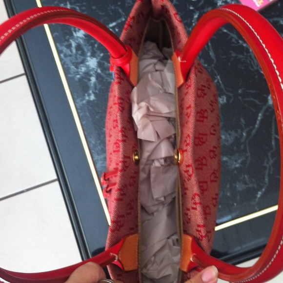 Dooney and Bourke tote - Picture 2 of 4