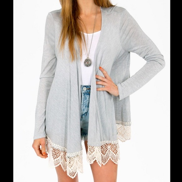 ❌❌Traded❌❌Falling for you cardigan