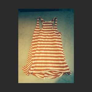 medium old navy loose fit top.