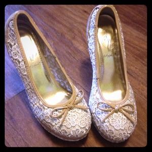 Baby phat Natural Lace high heels