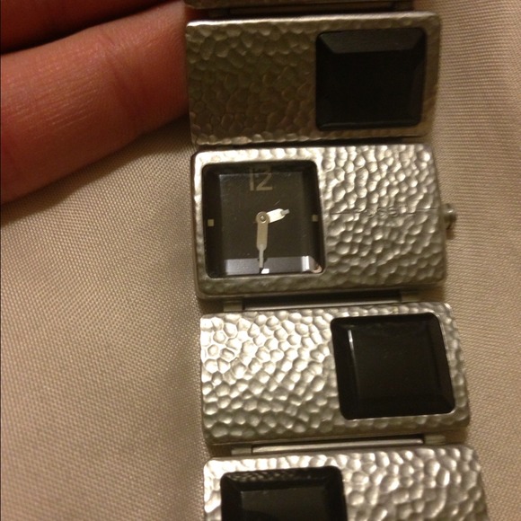 Ladies Fossil Watch - Picture 2 of 2