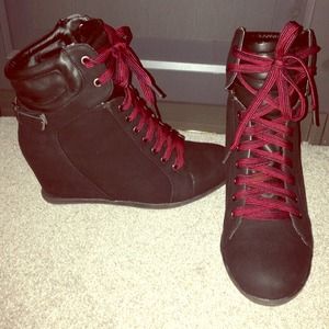 Hightop wedges