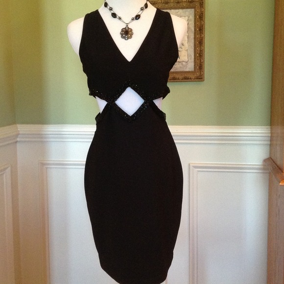 Adrianna Papell Evening Dresses & Skirts - 🎉🎉HOST PICK x 2🎉🎉.   Sexy Black Cocktail Dress