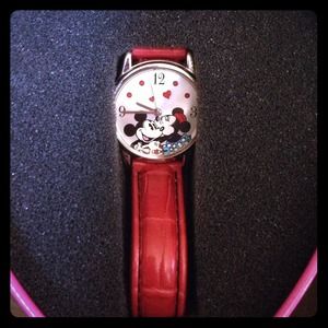 🌟WEEKEND STEAL🌟Mickey & Minnie Watch