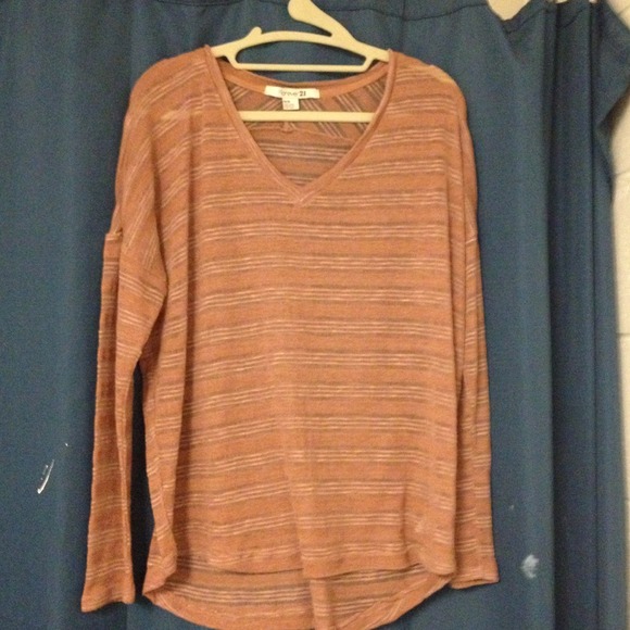 **SOLD**Forever 21 dolman v-neck top