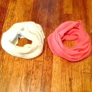 WHITE H&M Infinity scarf