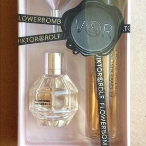 Viktor&Rolf Flowerbomb EDP