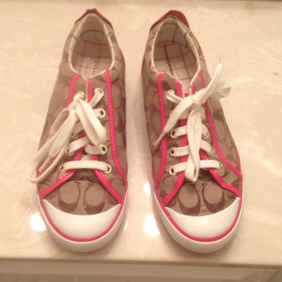 Coach shoes