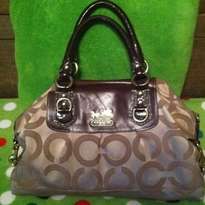 Authentic.Good condition.$75(with dust bag!)