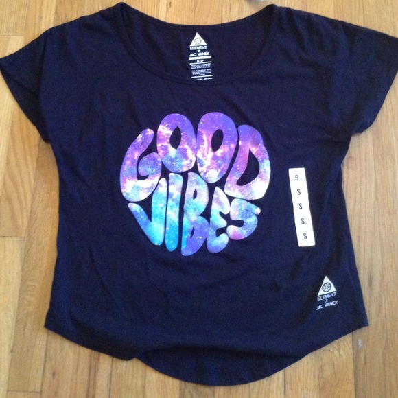 Sold good vibes t shirt