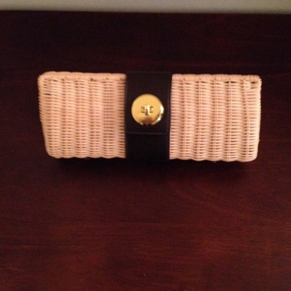 Woven wicker clutch