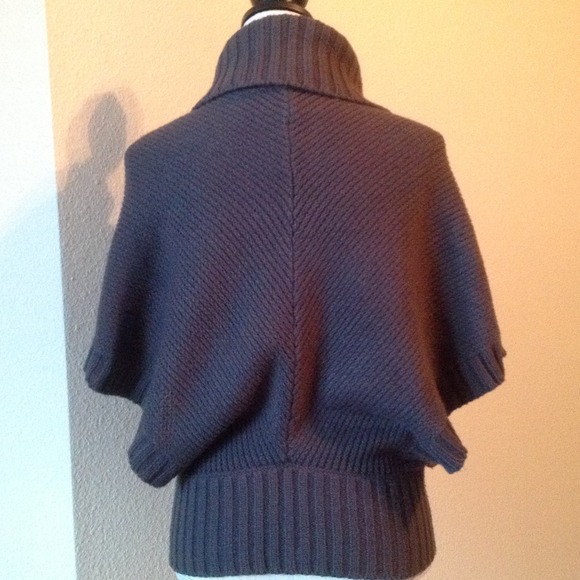 GREY PONCHO TURTLENECK SWEATER - Picture 3 of 3