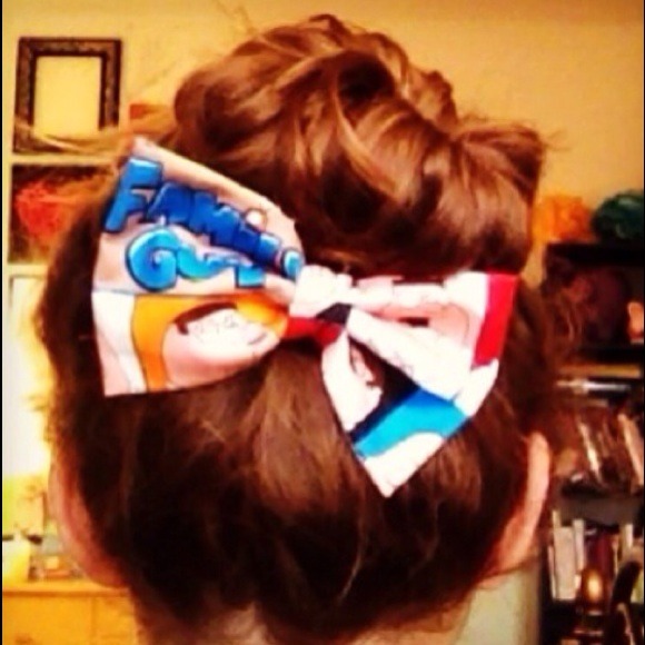 (2) Family guy bow and toe thongs bundle!