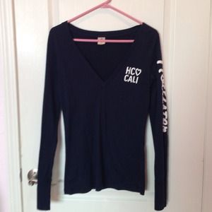 BUNDLED!! Navy Blue Graphic Hollister V Neck