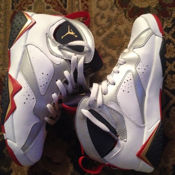 💗💗SOLD💗💗Air Jordan Olympics 7s. 6.5Y - Picture 2 of 4
