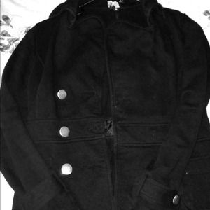 ❤️Black jacket :-) form fitting!