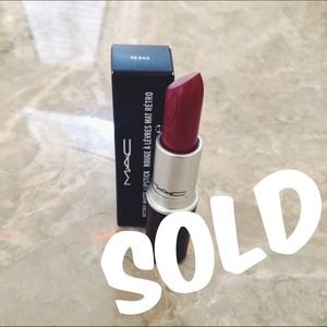 MAC Riri Heaux