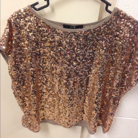 Forever 21 Sequin Top 😍