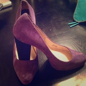 Michael Kors Suede pumps