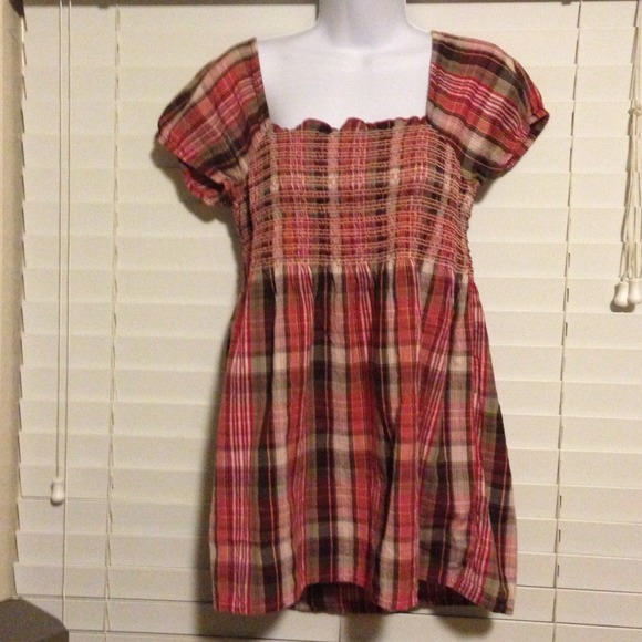 Plaid top