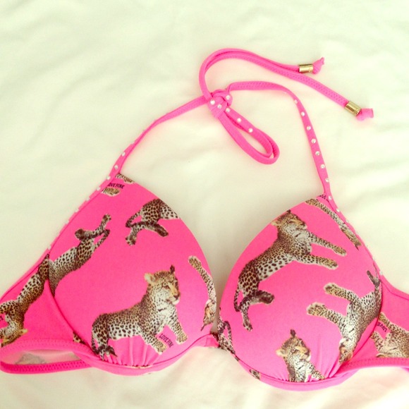 Pink Victoria's Secret pink bikini top