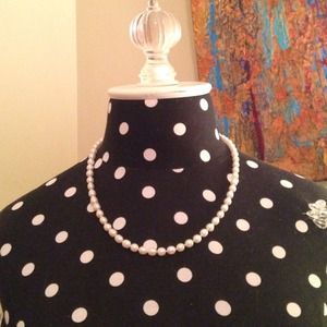 Preppy Pearl Necklace