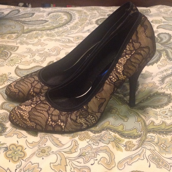 WHBM lace pumps