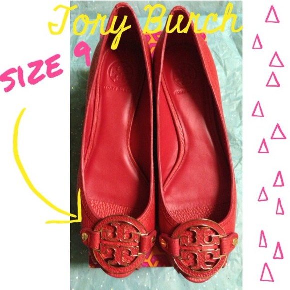 Tory Burch Amanda Wedge Price negotiable!!!