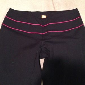 Lucy Lucy power yoga pants
