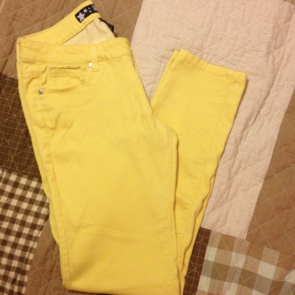 Yellow jeans