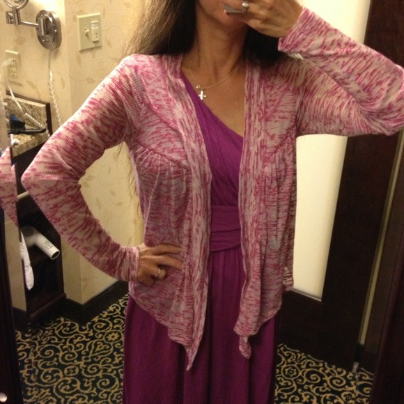 POOF beige and fuschia cover wear