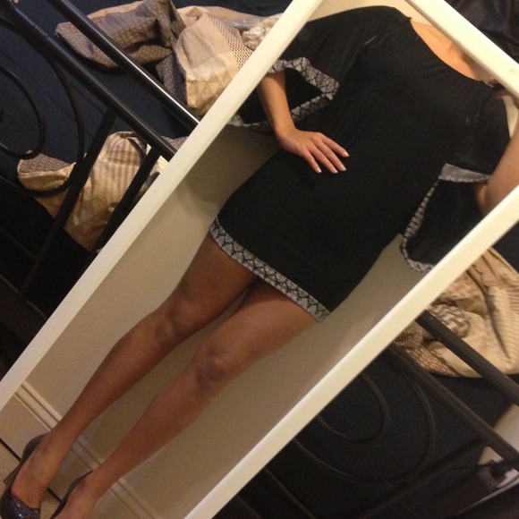 ARDEN B DRESS!! - Picture 2 of 4