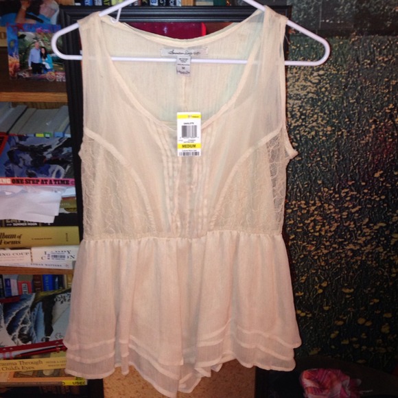 ✨TRADED✨Nude sheer tank