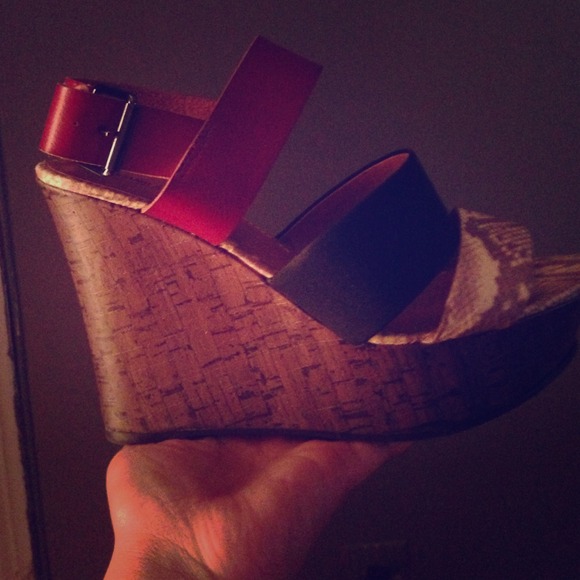 Wedges - Picture 1 of 3