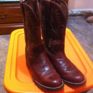 Justin Shoes - **SOLD** Gorgeous chestnut Justin Boots Justin Shoes - **SOLD** Gorgeous chestnut Justin Boots