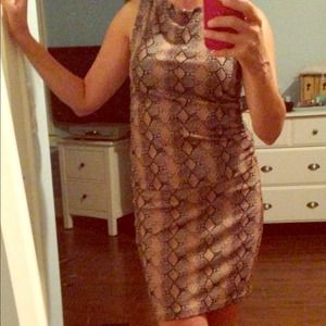 This is a barely worn top & skirt from "Warehouse"