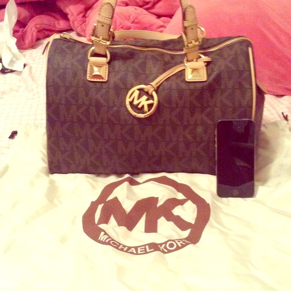 Grayson logo satchel. Large