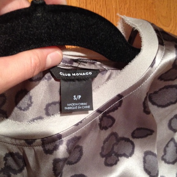 [SOLD] Club Monaco abstract print silk shift - Picture 2 of 3