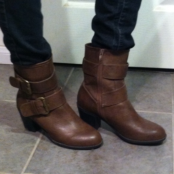 Brown boots more pics