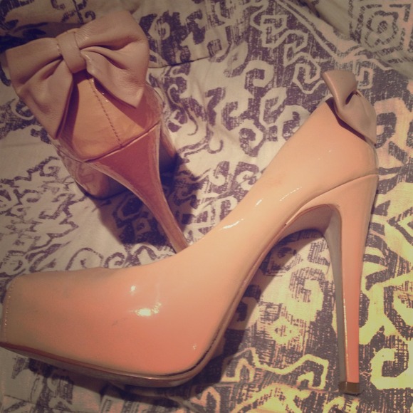 DOLCE VITA 🎀 Blush Bow Pumps